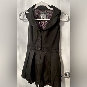 Black Collared Romper, Satin Liner w/ Puffed Legs & Large Buttons | Forever 21